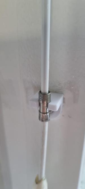 blinds rod holder