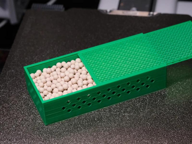 Desiccant Box Compatible with Filament Spools Featuring Print Bearings