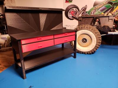 1/10 scale workbench