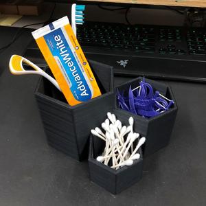 Hexagon Tooth Brush Orgaizer