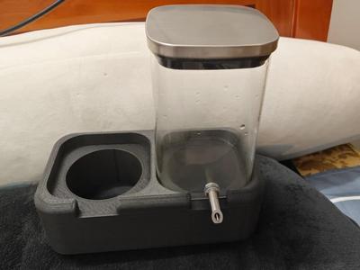 Pet 1000ml Nipple Waterer Riser for Two