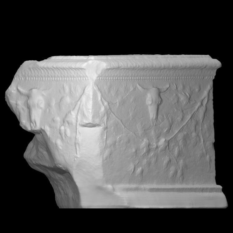 Base with  plane-tree branches and bucrania