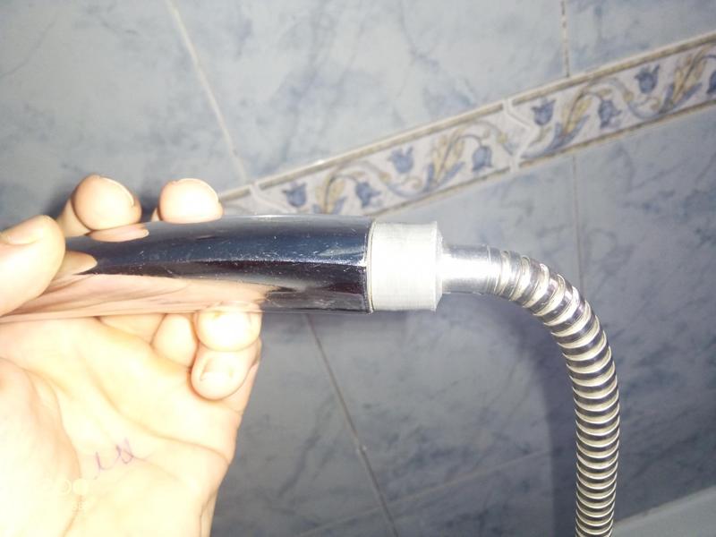 thread for shower handle