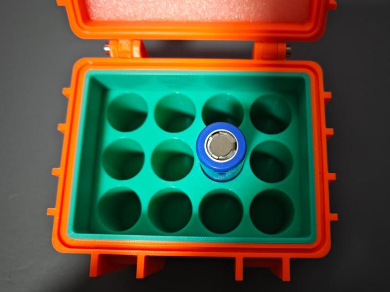 21700 Battery box x12 Storage Case