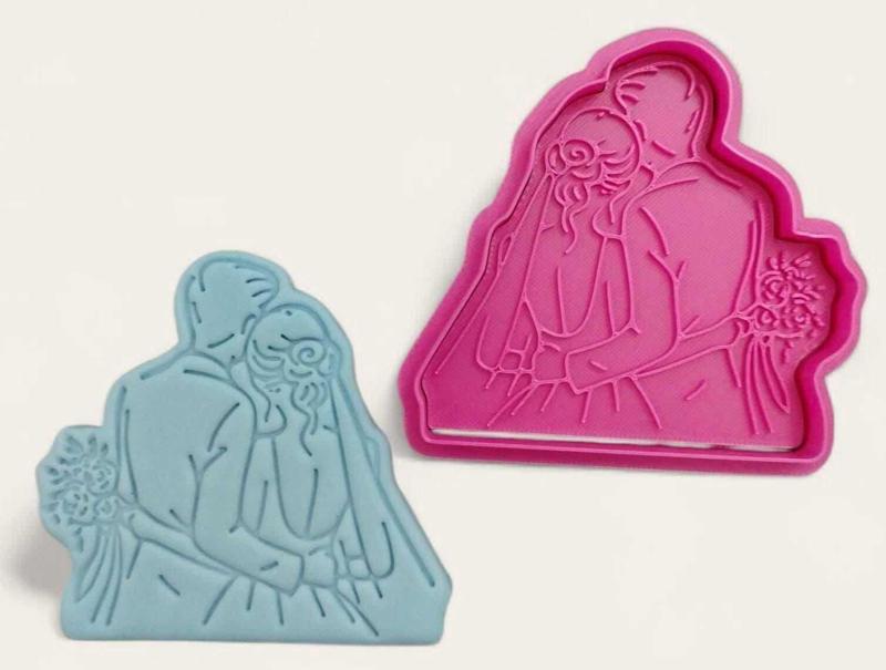 Wedding couple cookie cutter
