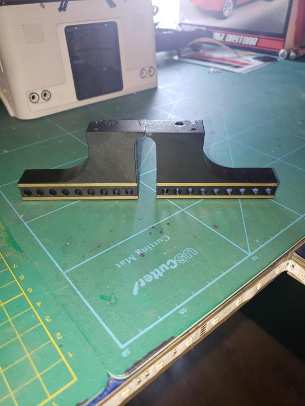 1/14 grand, or king hauler or globe liner center bumper fuel tank