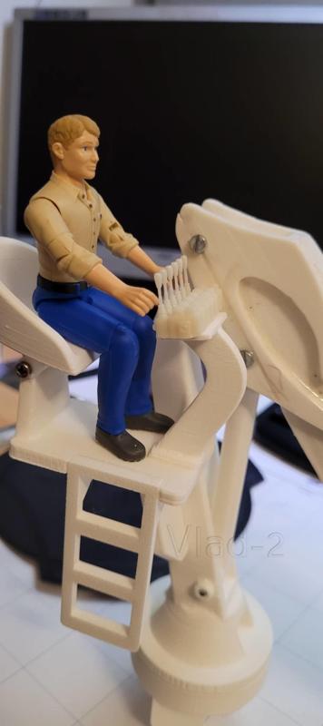 1/14 rotating arm with claws