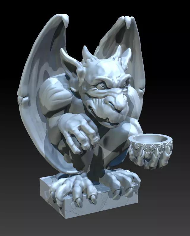 GARGOYLE HI POLY CANDELHOLDER
