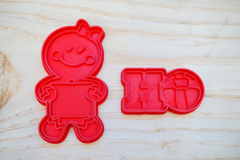 SET COOKIE CUTTER NAVIDAD -BOB ESPONJA -POKEMON Y MAS