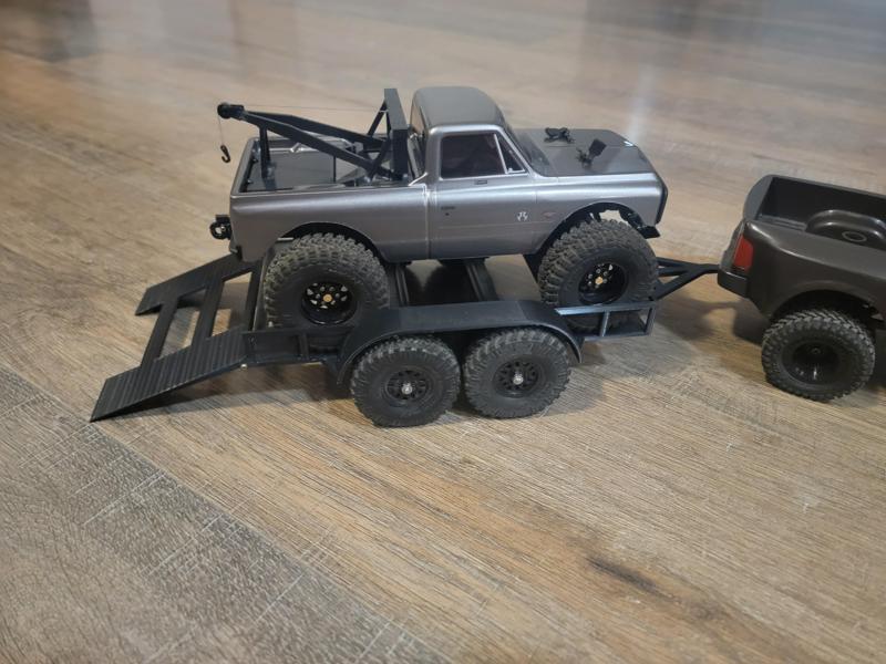 Hage's SCX24 car hauler