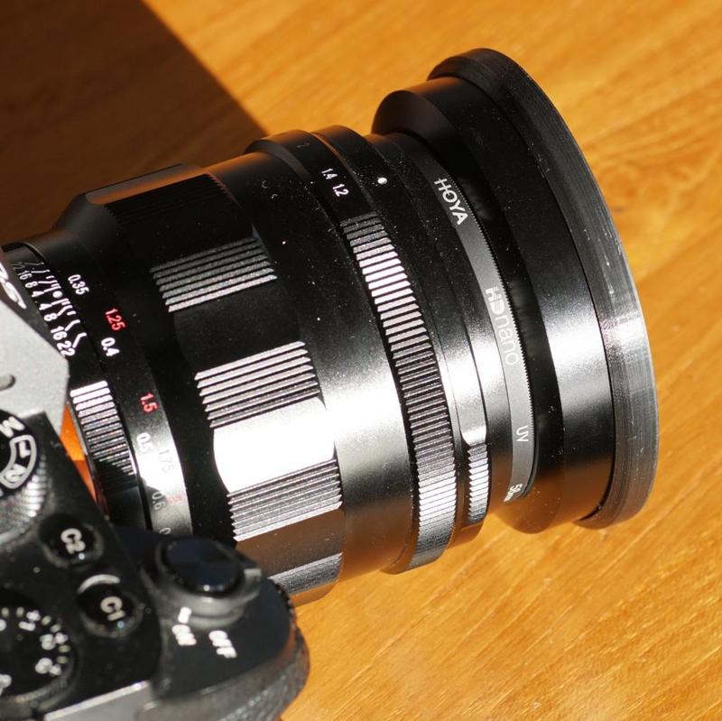 Protection ring for the hood of the Voigtländer Nokton 40mm f1.2 in e-mount version