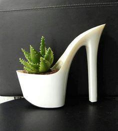 women's shoe pot