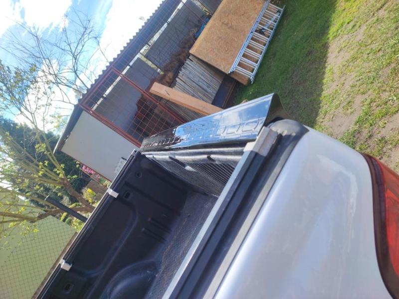 Rear Tailgate Tail Wing Spoiler  (ducktail) Chevrolet Silverado 2007-2013