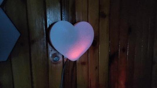 Heart-Shaped LED Lamp with WLED and WEMOS D1 USB-C