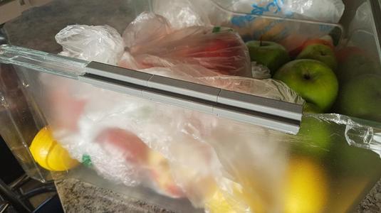 Westinghouse refrigerator vege draw repair section
