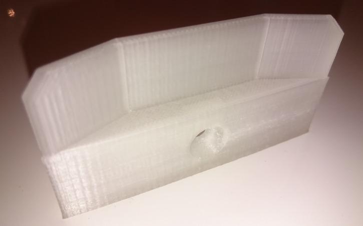 Butée centrale pour Persienne en PVC