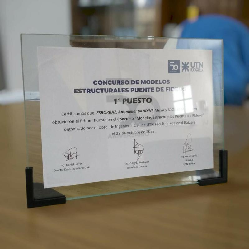 portaretrato / Portrait door