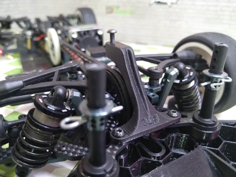 Mugen MTC2 Hood Stiffener