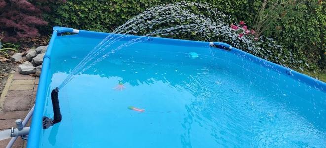 Intex curved outlet Sprinkler/Jet Bajonet Quickconnect