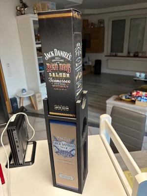 Jack Daniels Flaschen im Karton zum stapeln für Sammler   