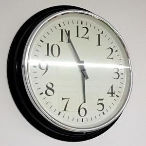 IKEA BRAVUR wall clock fixings 