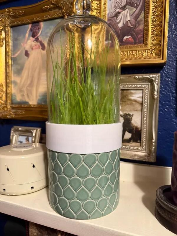 Mini greenhouse using Ikea Morgontidig bell cloche to Chiafrön flower pot adapter   