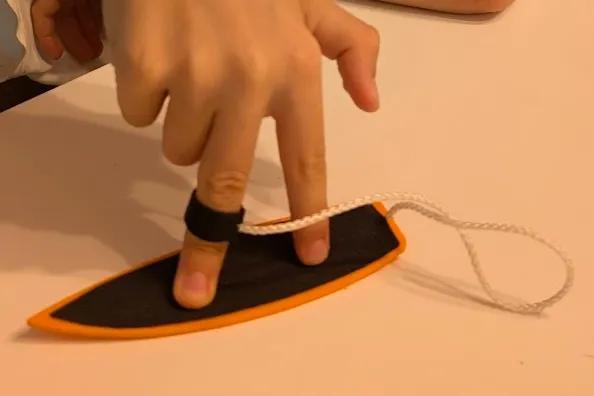 Surf board finger toy   