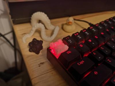 Cutdown companion cube Keycap