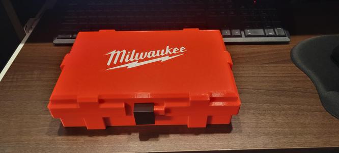Milwaukee box ScrewDriver 2101-20