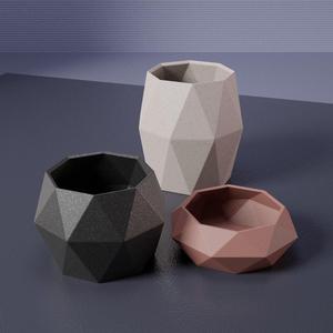 Vases 0027 - Geometric pots