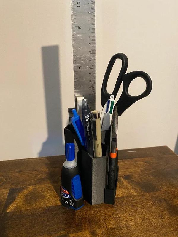 Pen Holder - Minimalist   