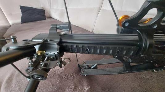 X-Bow Supersonic REV _ Picantinny Schiene