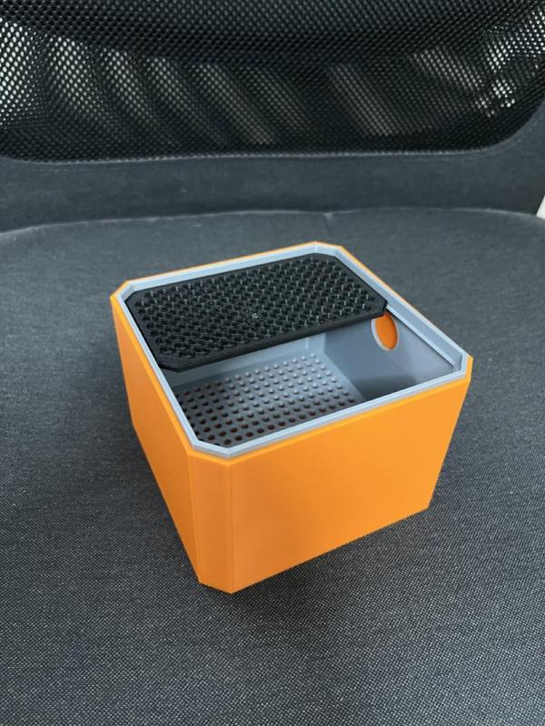 Coffee knockbox for reusable capsules