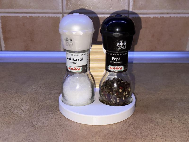 Stand for Kotanyi grinder and toothpicks