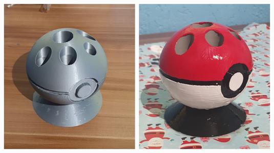 Pokeball-Penholder