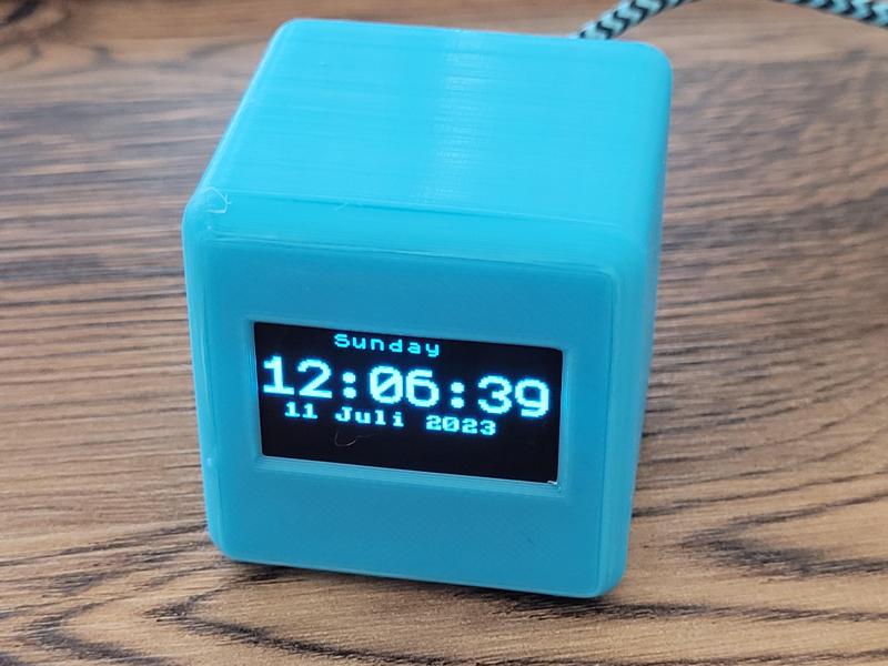 THE CUBE - enclosure for OLED 1.3" display