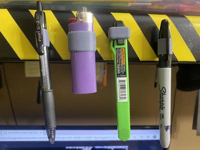Magnetic holders for makers