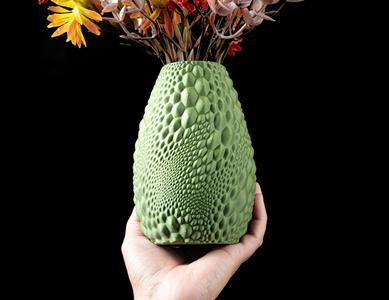 Gato Flower Vase by MODERN MACHINE