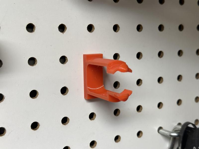 Pegboard holder for Shimano 11/12 speed road cassettes