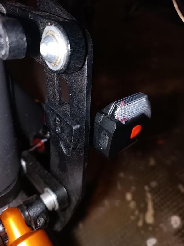 Ninebot Max G30 D II Blinkerhalterung