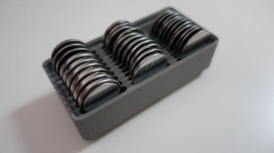 Gridfinity Coin Cell Battery Holder (2016, 2025 and 2032)