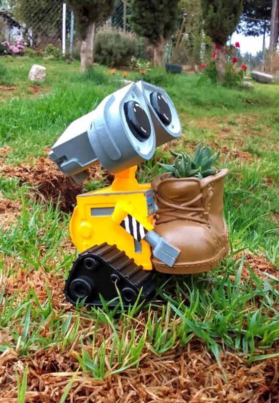 WALL-E Flowerpot