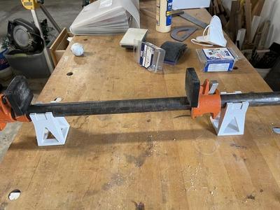 Stands and spacers for 3/4" pipe clamps