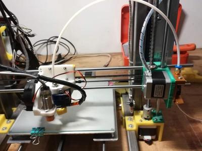 Prusa-like X axis with short bowden pipe