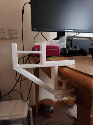 HEADPHONE 3D C CAMP STAND