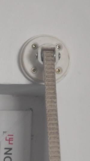 Rollladengurt-Wanddurchführung