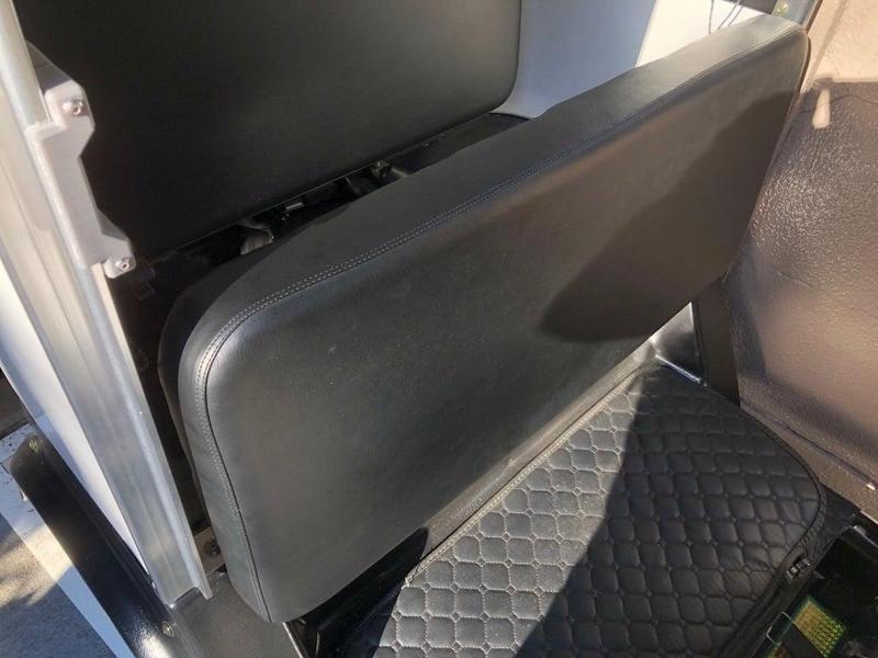 Rear seat vertical fixing parts for APtrikes125