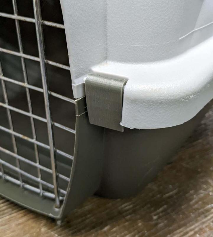 Replacement Latch for Plastic Kennels