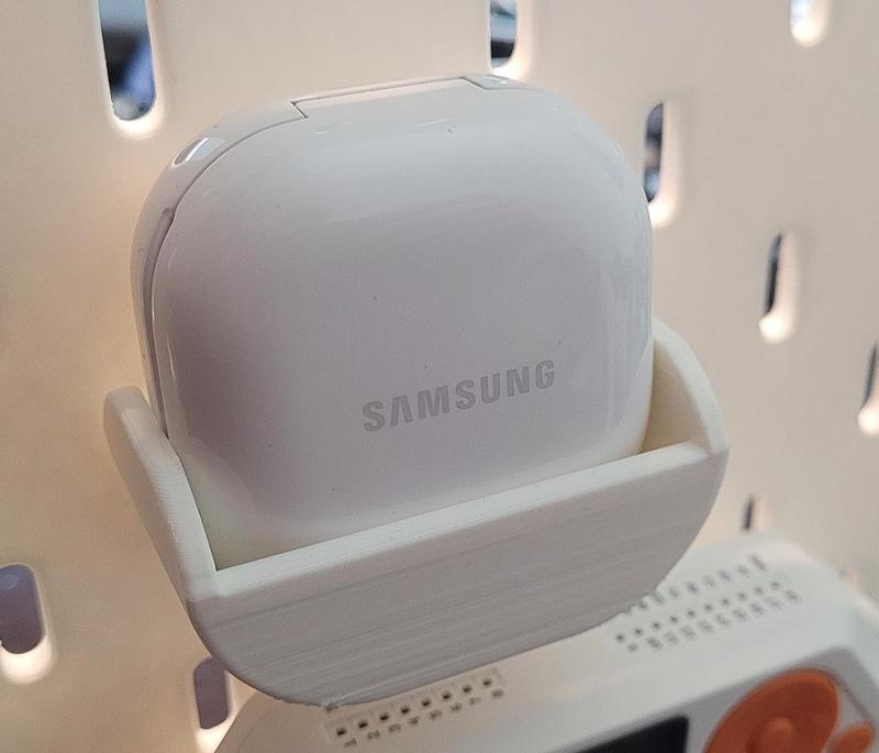 Galaxy Buds 2 holder for Skadis pegboard