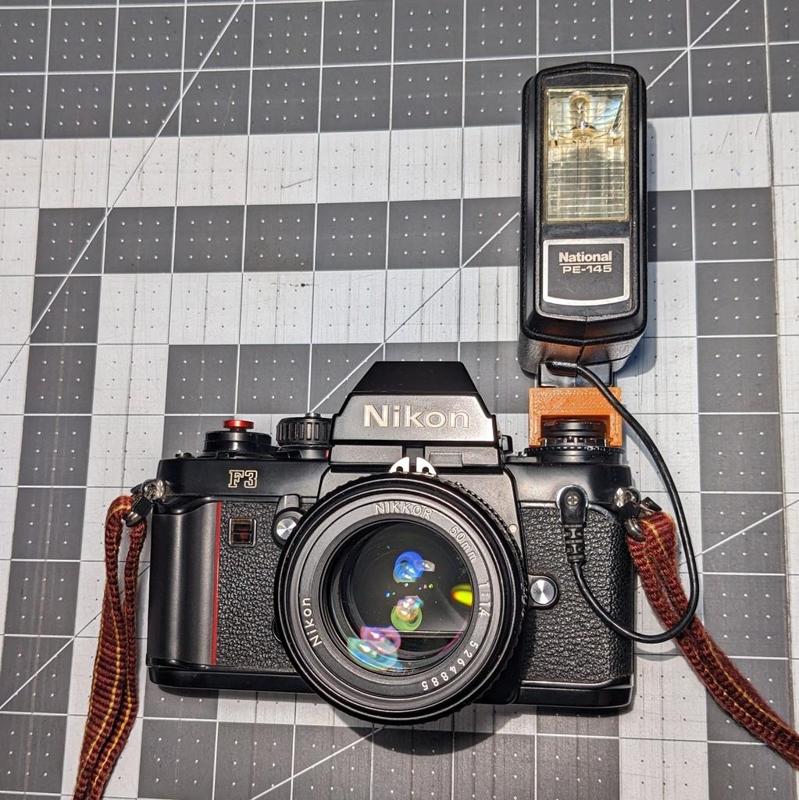 Nikon F3 Flash Coupler Hotshoe
